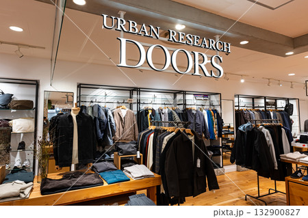 URBAN RESEARCH DOORS マルイ吉祥寺店　東京都武蔵野市吉祥寺南町 132900827