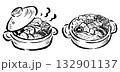 寄せ鍋・ちゃんこ鍋などのオーソドックスな鍋料理　単色線画のみ　筆タッチ手描きイラスト 132901137