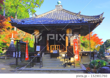 秋の善水寺（元三大師堂・湖南市） 132901760