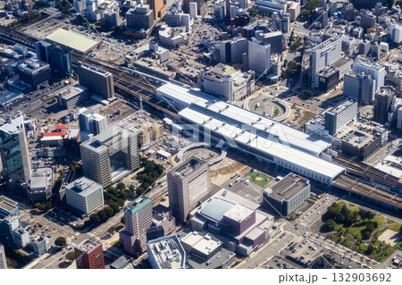 富山駅北口付近を空撮 132903692