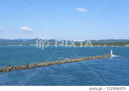 安乗埼灯台から眺める的矢湾 安乗埼灯台から眺める的矢湾 132906870