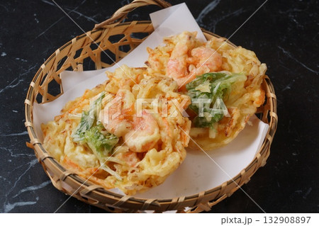 海老のかき揚げ天ぷら 132908897