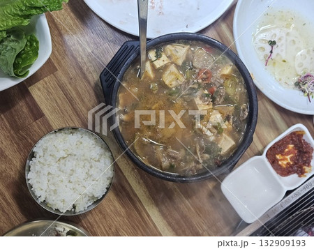 Traditional Korean food: Doenjang jjigae Traditional Korean food: Doenjang jjigae 132909193