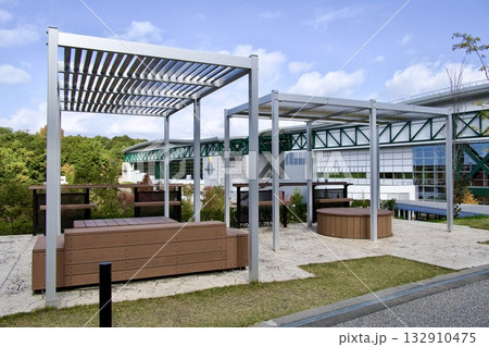 ジブリパークの休憩エリア 132910475