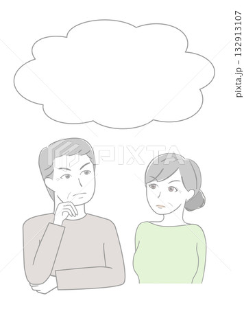 怒っているシニア夫婦 132913107