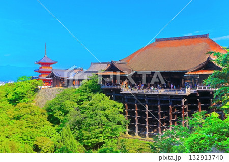 【京都府】 新緑の春 清水寺 【京都府】 新緑の春 清水寺 132913740