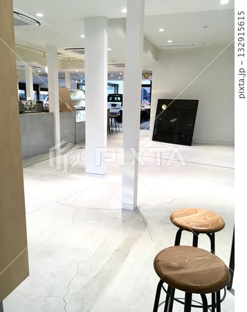 広々空間 132915615