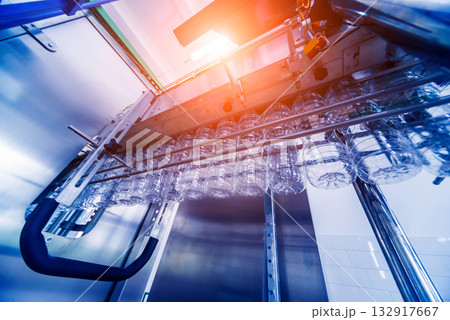 The plastic bottle blowing machine. PET preforms for blowing of plastic bottles 132917667