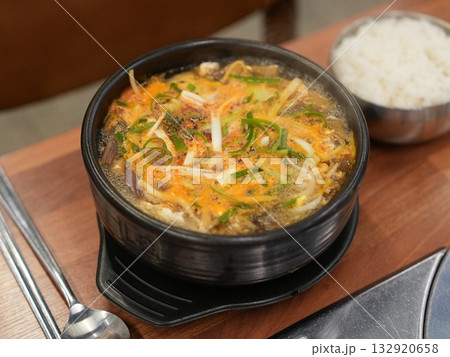Korean traditional food. Spicy Beef and Vegetable Soup : yukgaejang 132920658