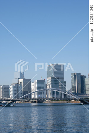 勝鬨橋から築地大橋方面を見た風景 勝鬨橋から築地大橋方面を見た風景 132924349