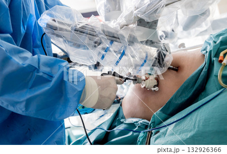 Modern surgical system. Medical robot. Minimally invasive robotic surgery. 132926366