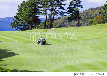 ゴルフ場 ゴルフコース 自然 風景 ゴルフイメージ ゴルフ場 ゴルフコース 自然 風景 ゴルフイメージ 132927621