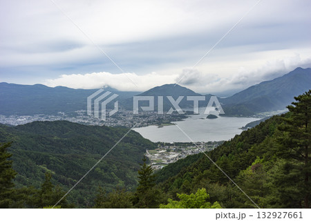 山梨県河口湖周辺の街並み 132927661