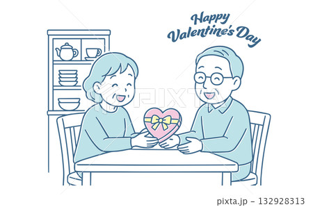 バレンタインのプレゼントを渡すシニアカップル バレンタインのプレゼントを渡すシニアカップル 132928313