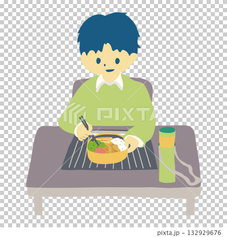 身著休閒裝的男士們正在吃午餐 132929676