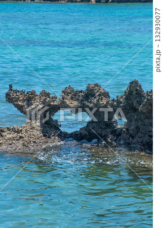 沖縄 宮古島 ハート岩 132930077