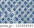 斜めひし形模様の和洋折衷クリスマス千代紙テクスチャ 青系 132934545