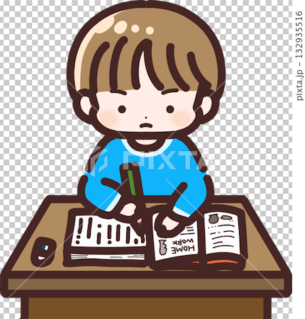 机に座って勉強する男の子 机に座って勉強する男の子 132935516
