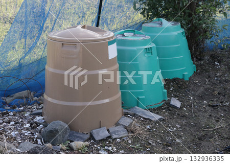 生ゴミ処理容器 132936335