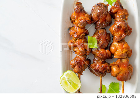 grilled chicken gizzard skewer with herbs and spices 132936608