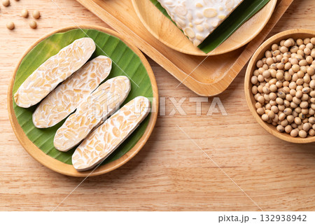 Tempeh (fermented soybeans), Traditional Indonesian food, Healthy vegan and plant based ingredients Tempeh (fermented soybeans), Traditional Indonesian food, Healthy vegan and plant based ingredients 132938942