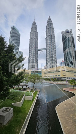 this is famous build in Malaysia named Twin Tower at KLCC 132941208