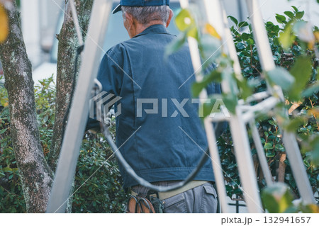 Japanese Gardener 132941657