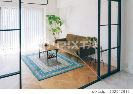 リノベーションした部屋 132942913