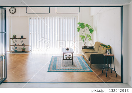 リノベーションした部屋 132942918