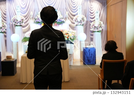 セレモニーレディー セレモニーレディー 132943151