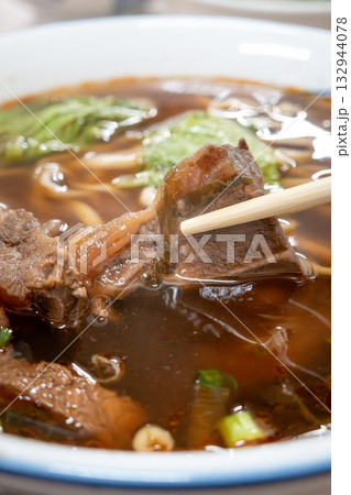 牛肉 ビーフ ヌードル 132944078