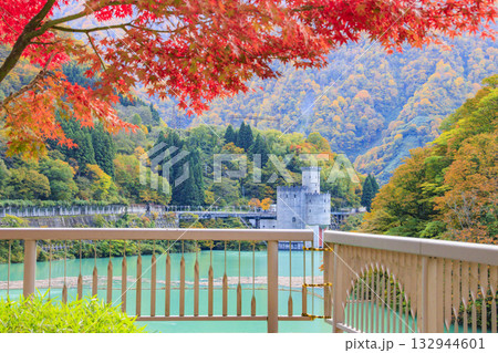 黒部峡谷 トロッコ鉄道 黒部峡谷 トロッコ鉄道 132944601