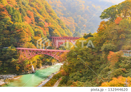 黒部峡谷　トロッコ鉄道 132944620