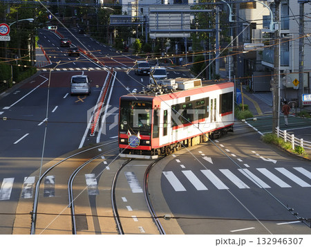 東京さくらトラム(都電荒川線)・併用軌道・飛鳥山交差点 132946307