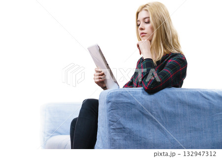 Young woman using tablet Young woman using tablet 132947312