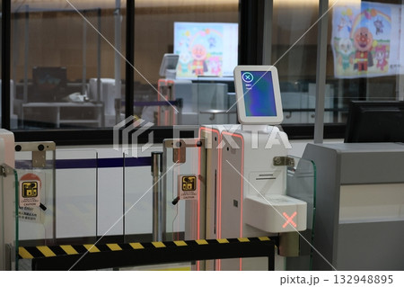 自動化ゲート 自動化ゲート 132948895