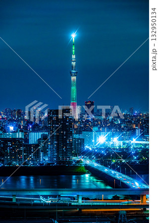 11月のスカイツリーの夜景 132950134