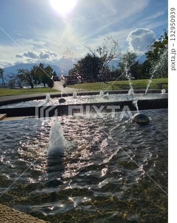 公園の噴水 132950939