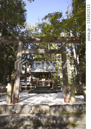 「ノリタケの森（愛知県名古屋市）」にひっそりと佇む「日陶神社」 132952513