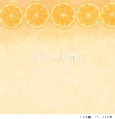 柑橘類シリーズ：上部にオレンジの断面を並べた爽やかな背景 132954426