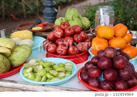 ベトナムの果物 132954964