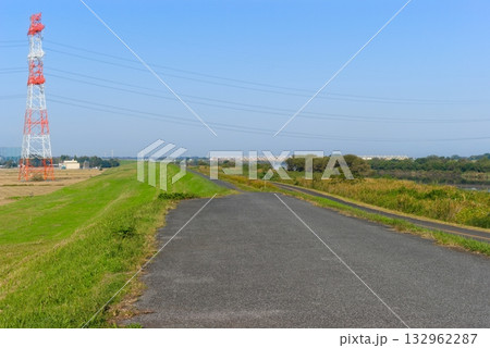 利根川サイクリングロード右岸2025年11月 132962287