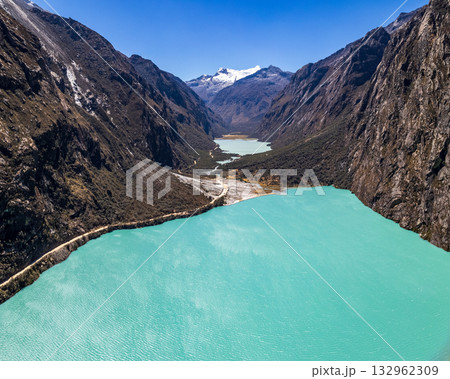 Aerial view of the Llanganuco Lagoon, Ancash. 132962309