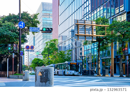 福岡市中央区天神の明治通り 天神1丁目の交差点 天神ビジネスセンターから東側 福岡市中央区天神の明治通り 天神1丁目の交差点 天神ビジネスセンターから東側 132963571