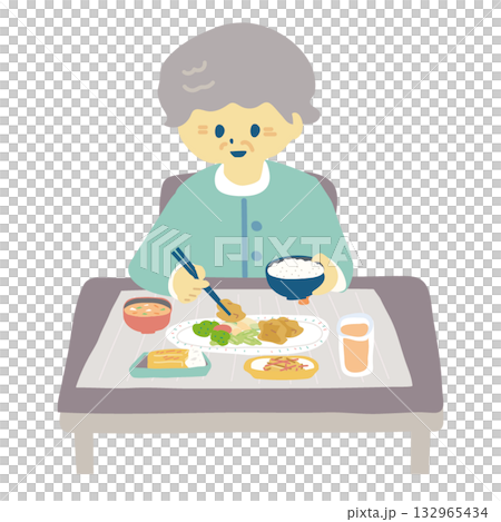 シニア女性の食事風景 132965434