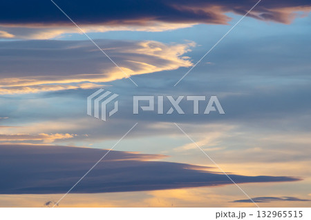 美しい夕焼け雲　a-1-1 寒色 132965515