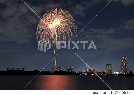 北区花火会:RED×BLUE SPARKLE GATE 2025(東京都北区) 北区花火会:RED×BLUE SPARKLE GATE 2025(東京都北区) 132966681