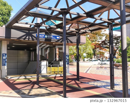 地下鉄長町南駅・西1番出入口　宮城県仙台市太白区 132967015