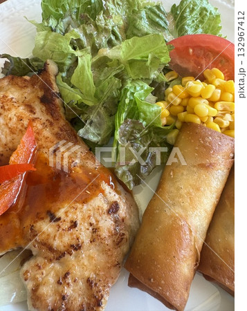 今晩のディナー　美味しいチキン 132967412