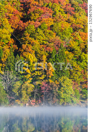 中綱湖（秋） 132967690